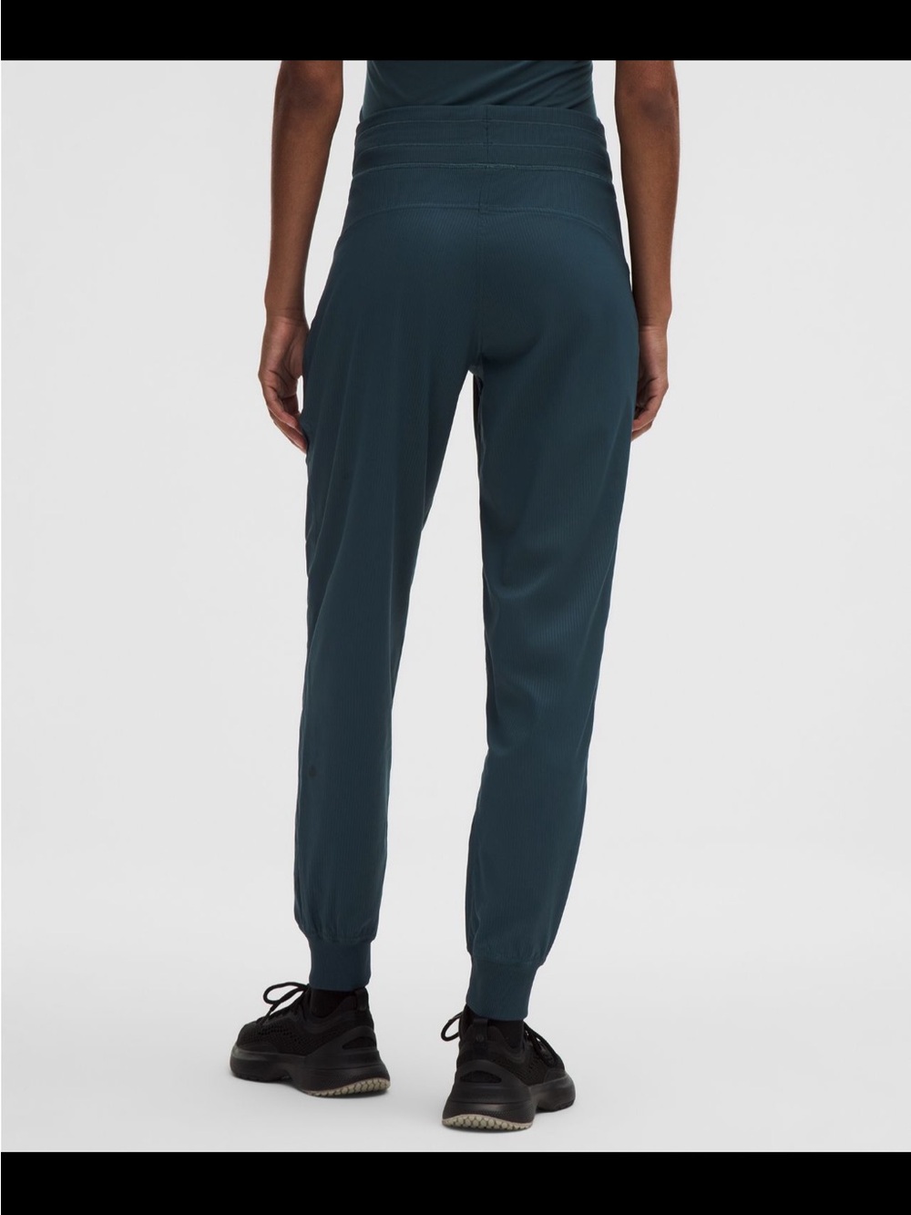 lululemon athletica 🍋 Dance Studio Mid-rise Jogger in dark forest - Picture 2 of 8
